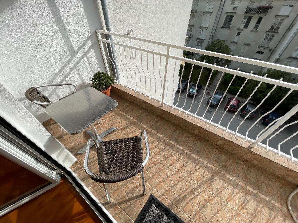 Aquarium Apartment Kotor Exterior foto